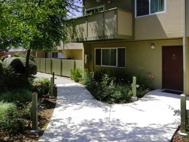 Townhouse for rent in Castro Valley