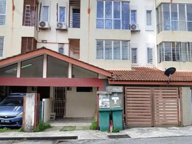 Townhouse for sale in Selayang, Selangor