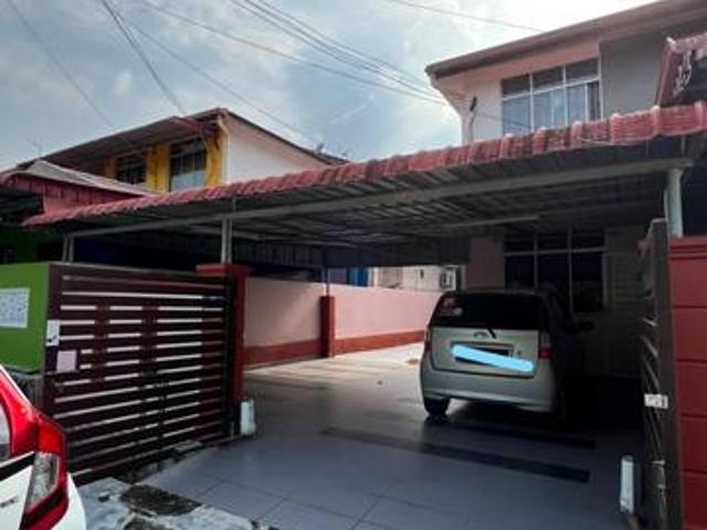Townhouse for sale in Krubong, Malaka