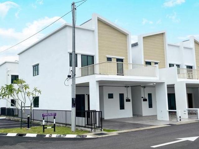 Townhouse for sale in Tasek Gelugor, Seberang Perai