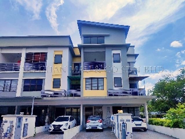 Terraced House for sale in Kuala Selangor, Selangor