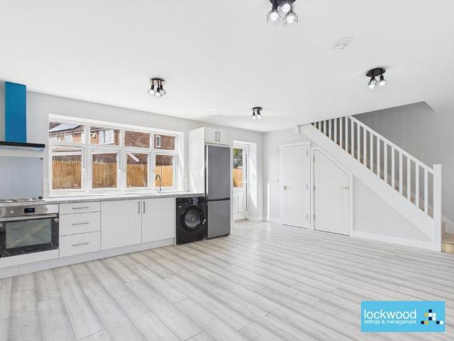 House for rent in Stanwell, Spelthorne