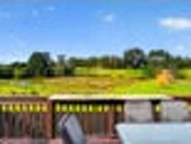 House for sale in Awhitu