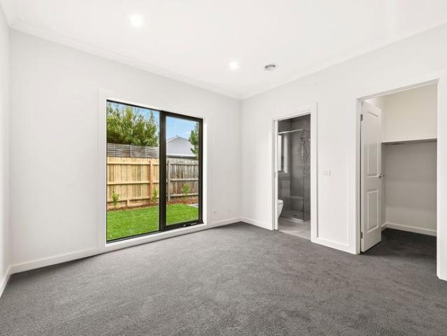 Townhouse for rent in Camerons Creek, Victoria
