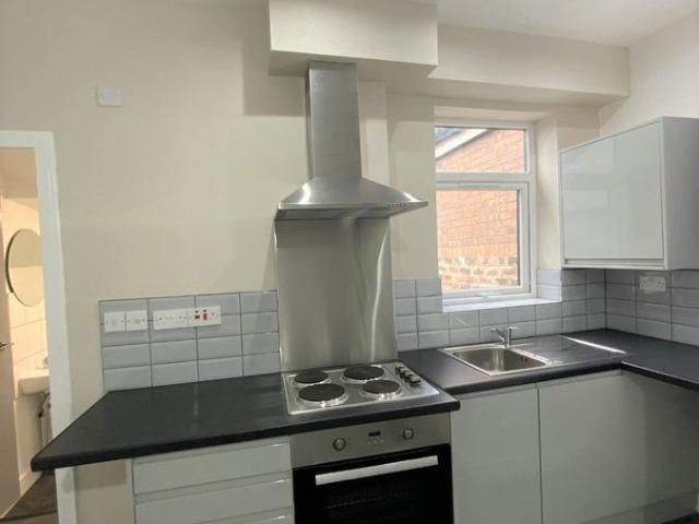 Apartment for rent in Calderstones