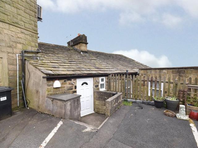 Apartment for rent in Henshaw, Yeadon