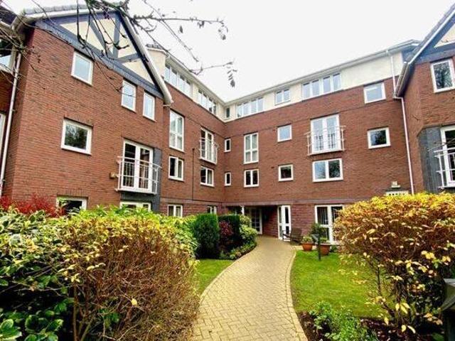House for sale in Leftwich, Cheshire
