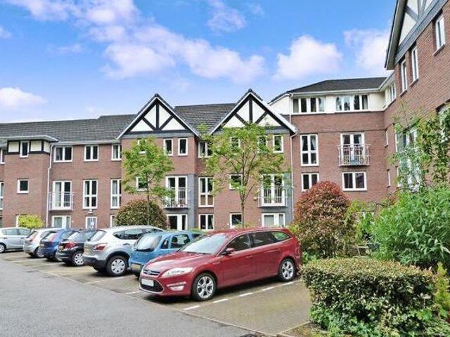 House for sale in Leftwich, Cheshire