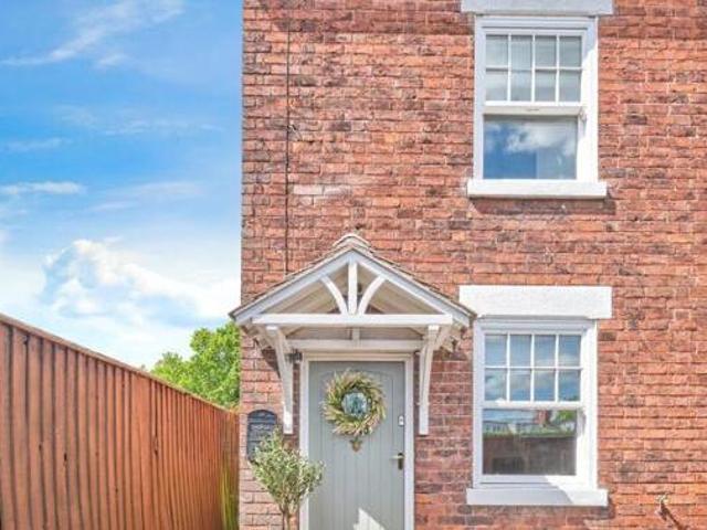 House for sale in Darwin Park, Lichfield