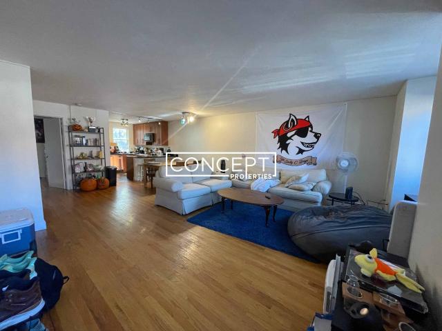 Townhouse for rent in Allston, Massachusetts