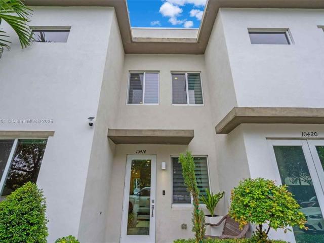 Townhouse for rent in Doral, Florida