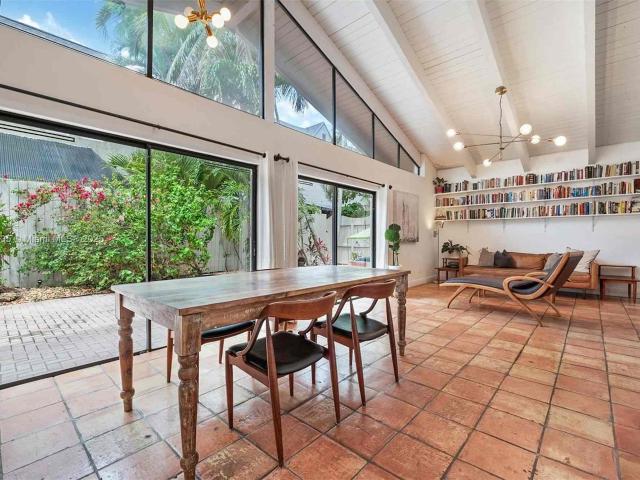 Townhouse for rent in Miami, Florida