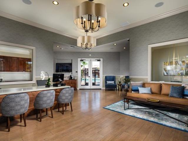 Townhouse for rent in Santa Clarita