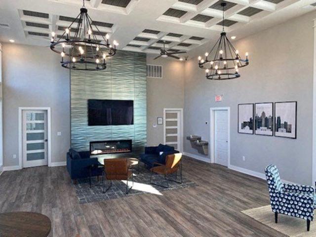 Townhouse for rent in Lenexa