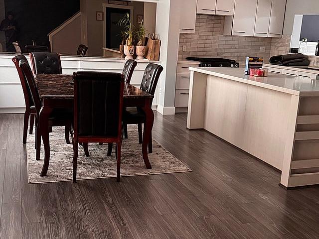 Townhouse for rent in Surrey, British Columbia