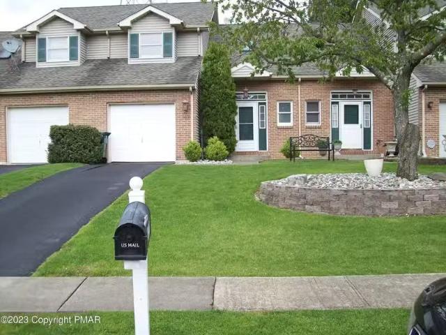 Condo for rent in Easton