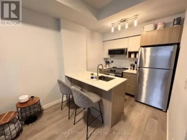 Townhouse for rent in Burlington, Ontario