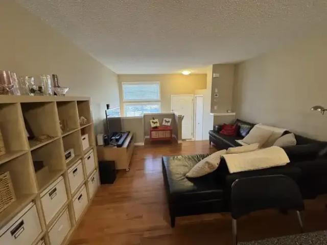 Townhouse for rent in Northwest, Alberta