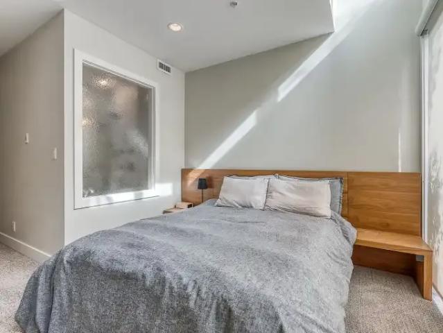 Townhouse for rent in Northwest, Alberta