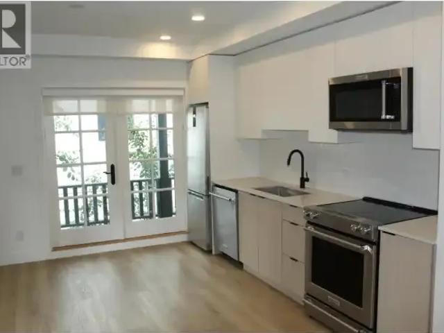 Townhouse for rent in Coquitlam, British Columbia