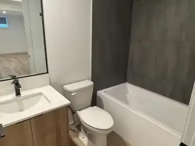 Townhouse for rent in Queen Alexandra, Edmonton