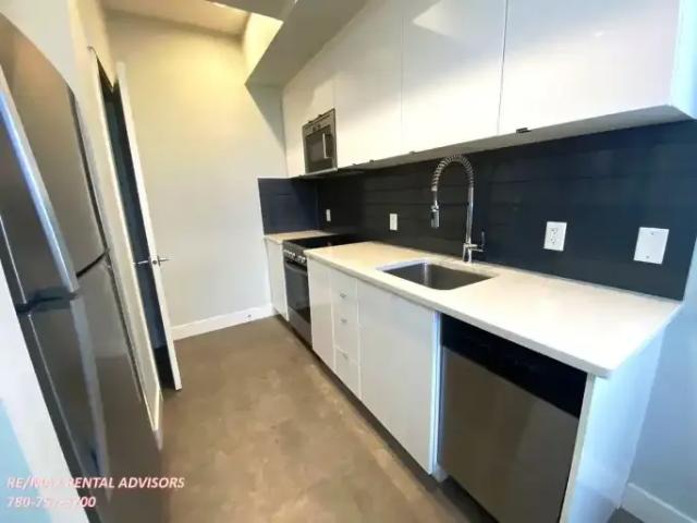 Townhouse for rent in Wedgewood, Alberta