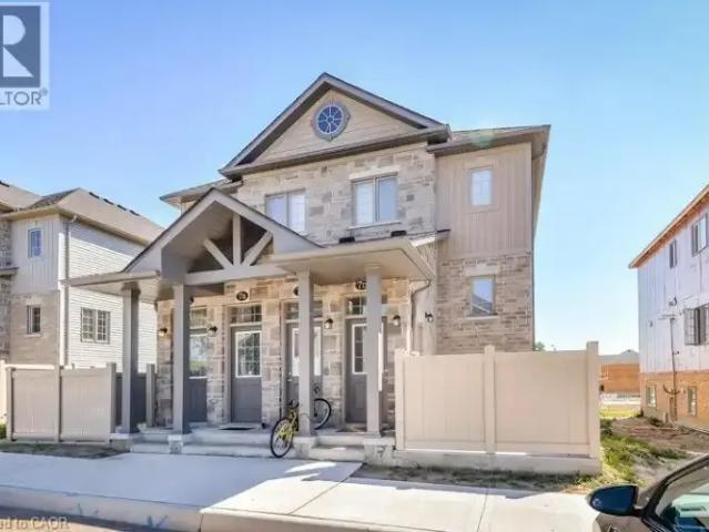 Townhouse for rent in Kitchener, Ontario