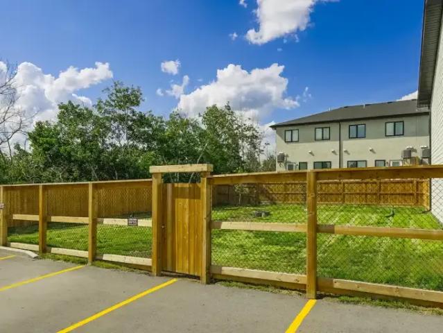 Townhouse for rent in Taché, Manitoba