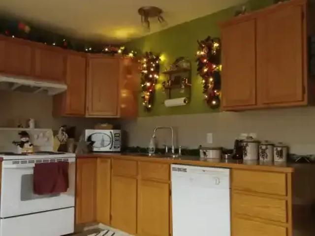 Townhouse for rent in Strathmore, Alberta