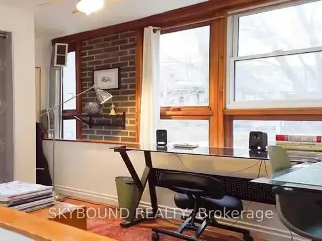 Townhouse for rent in Woburn, Ontario