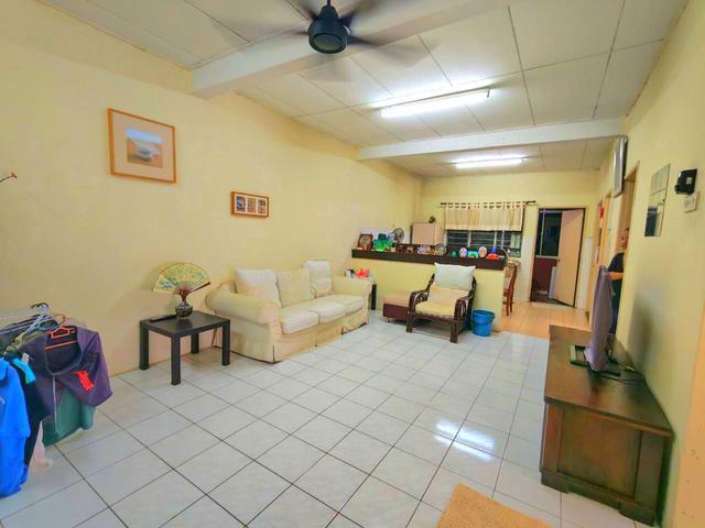 Townhouse for sale in Seksyen 31, Shah Alam