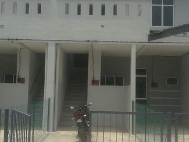 Townhouse for sale in Perak, Batu Gajah