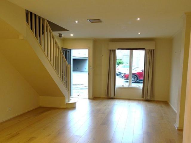Townhouse for rent in Camerons Creek, Victoria