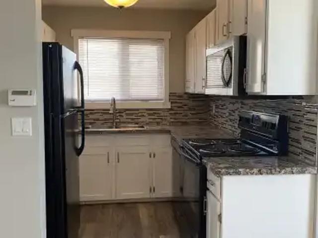 Townhouse for rent in Big Springs, Airdrie