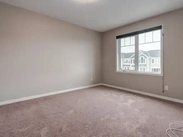 Townhouse for rent in Airdrie, Alberta