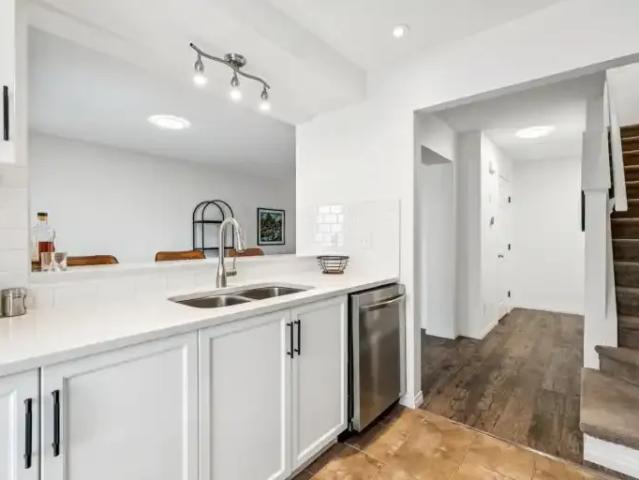 Townhouse for rent in Windsong, Airdrie