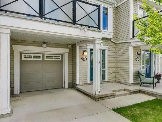 Townhouse for rent in Airdrie, Alberta