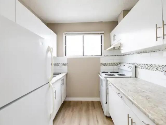 Townhouse for rent in Northwest, Alberta