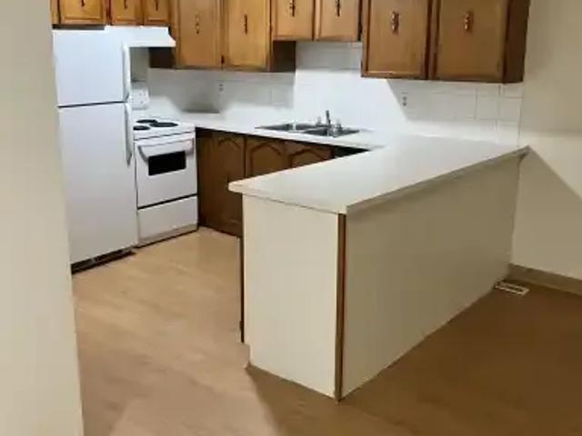 Townhouse for rent in Northwest, Alberta