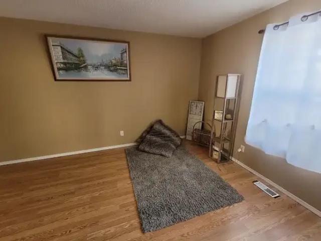 Townhouse for rent in Northwest, Alberta