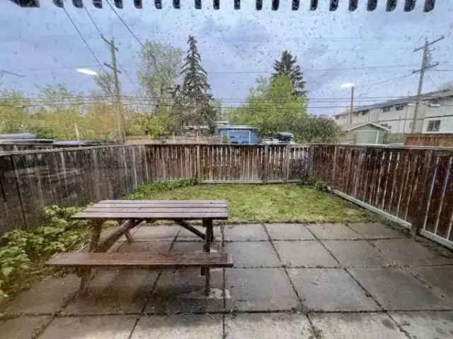 Townhouse for rent in Northwest, Alberta