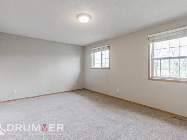 Townhouse for rent in Northwest, Alberta
