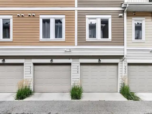 Townhouse for rent in Northwest, Alberta
