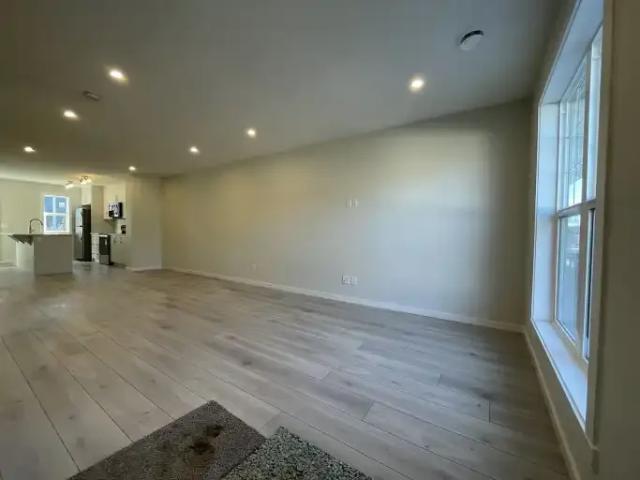Townhouse for rent in Northwest, Alberta