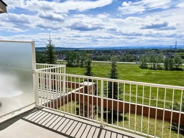 Townhouse for rent in Northwest, Alberta