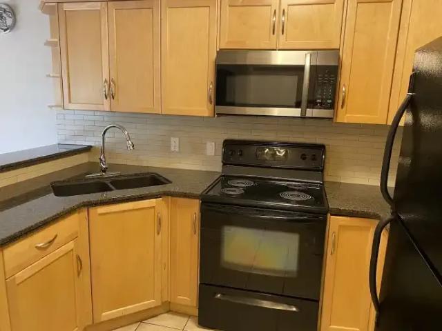 Townhouse for rent in Northwest, Alberta