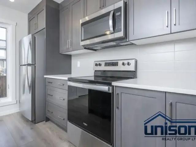 Townhouse for rent in Northwest, Alberta