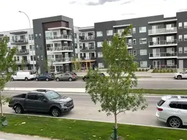 Townhouse for rent in Northwest, Alberta