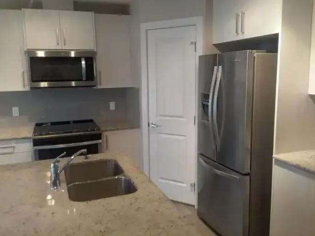 Townhouse for rent in Northwest, Alberta