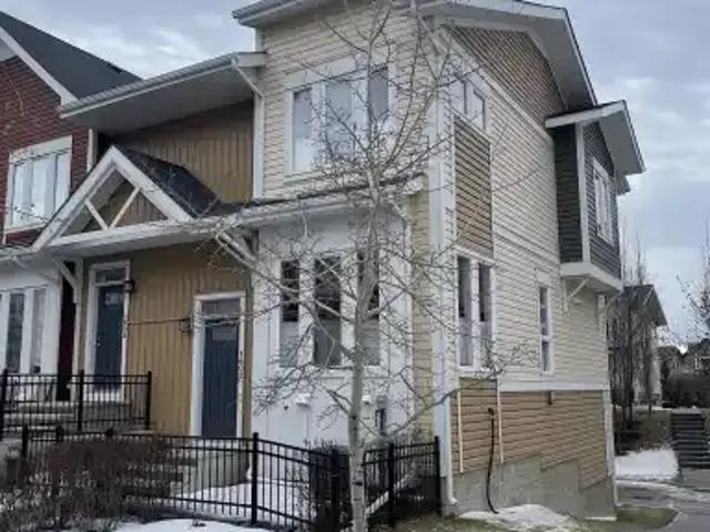 Townhouse for rent in Auburn Bay, Calgary